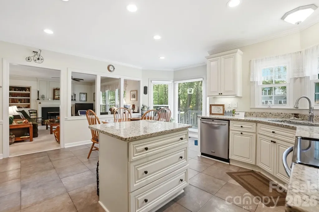 12100 Provincetowne Drive Charlotte NC 28277