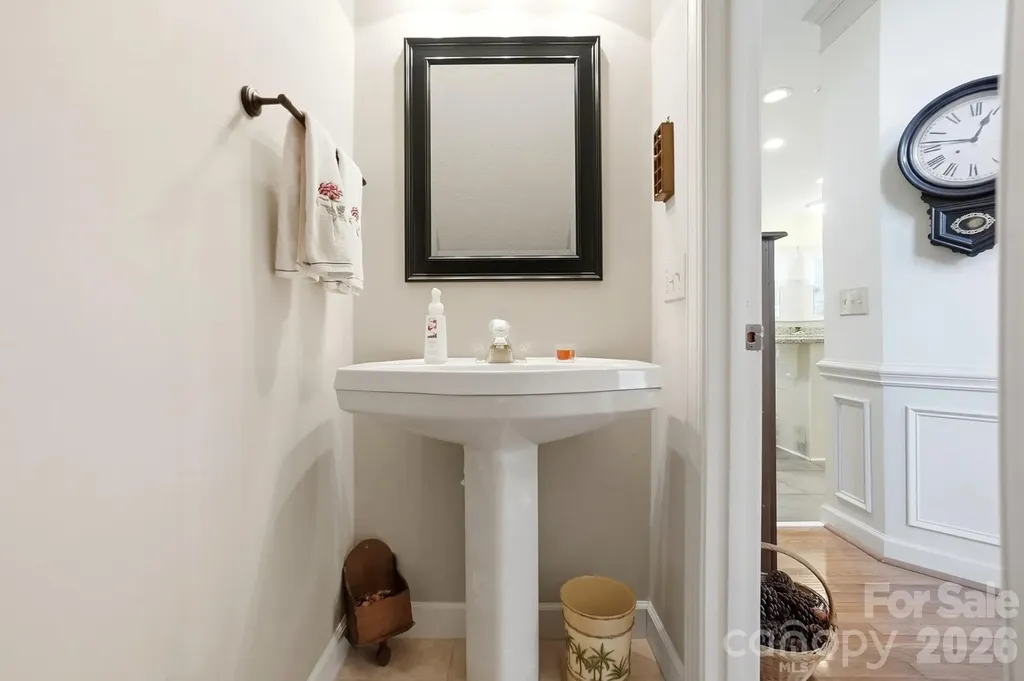 12100 Provincetowne Drive Charlotte NC 28277