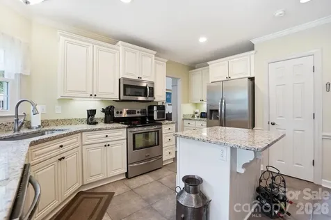 12100 Provincetowne Drive Charlotte NC 28277