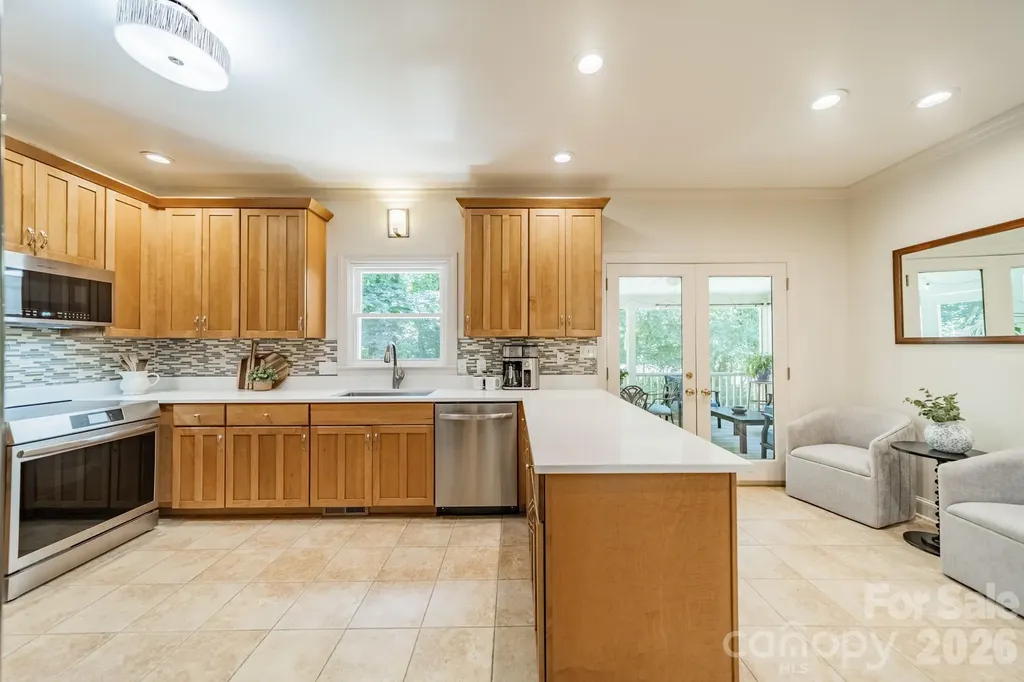 506 Abbotsford Court Charlotte NC 28270