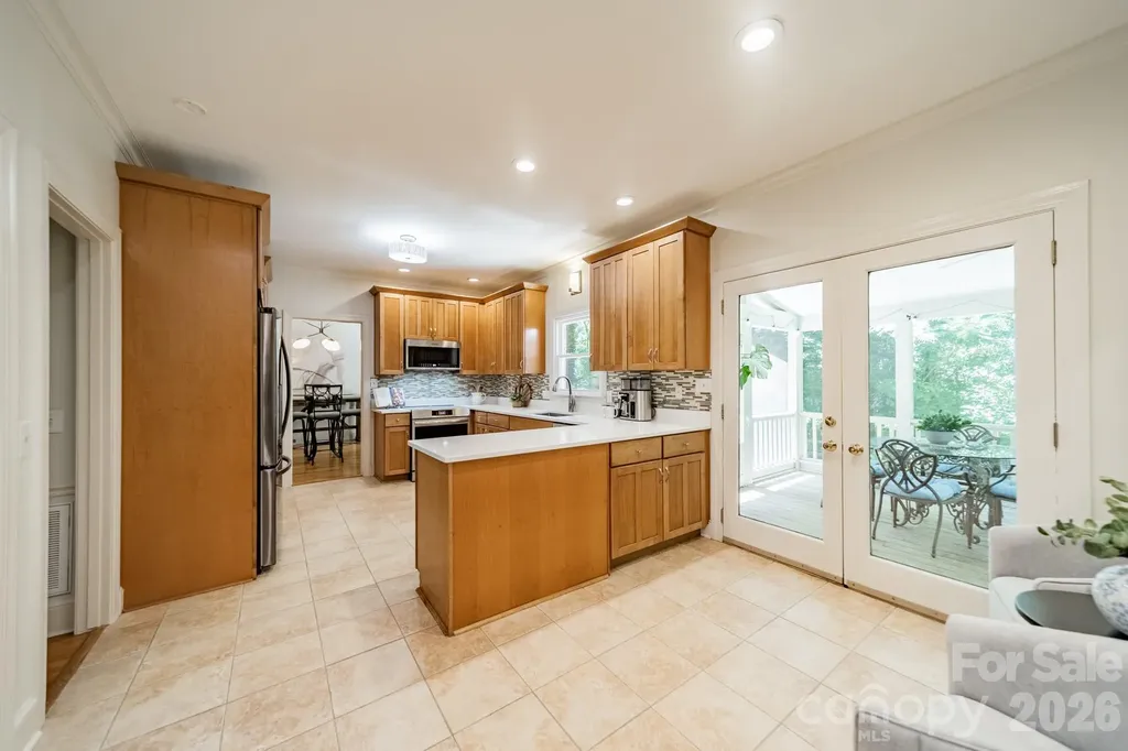 506 Abbotsford Court Charlotte NC 28270