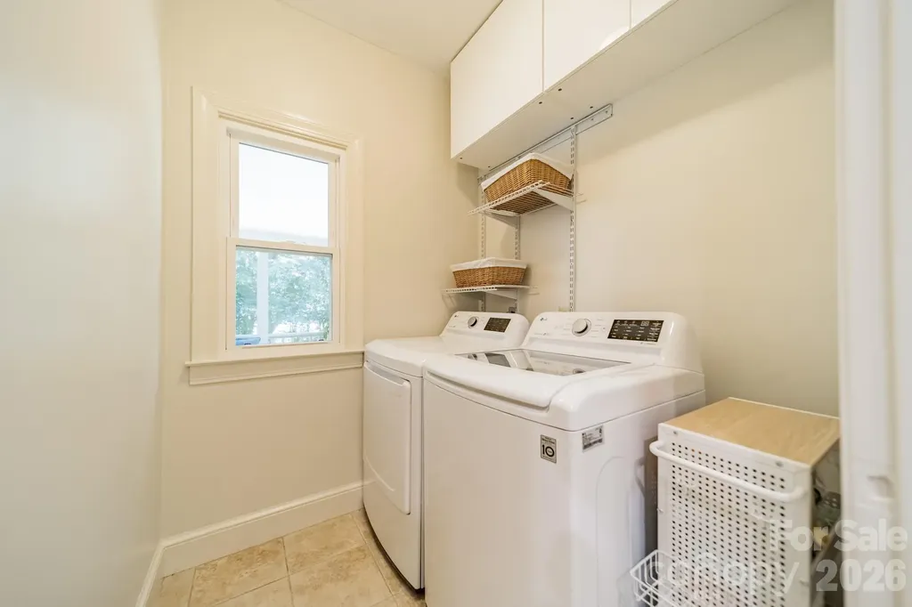 506 Abbotsford Court Charlotte NC 28270