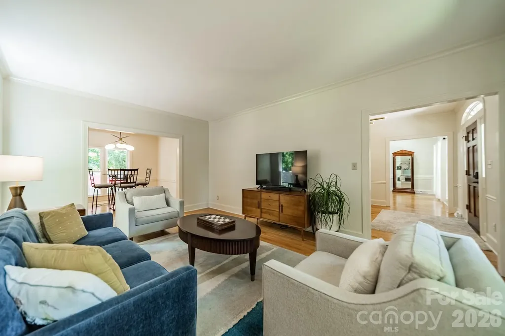 506 Abbotsford Court Charlotte NC 28270