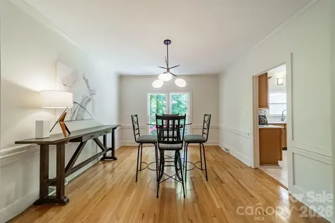 506 Abbotsford Court Charlotte NC 28270
