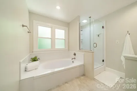 506 Abbotsford Court Charlotte NC 28270