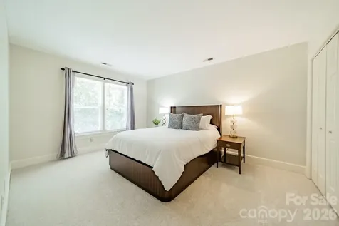 506 Abbotsford Court Charlotte NC 28270
