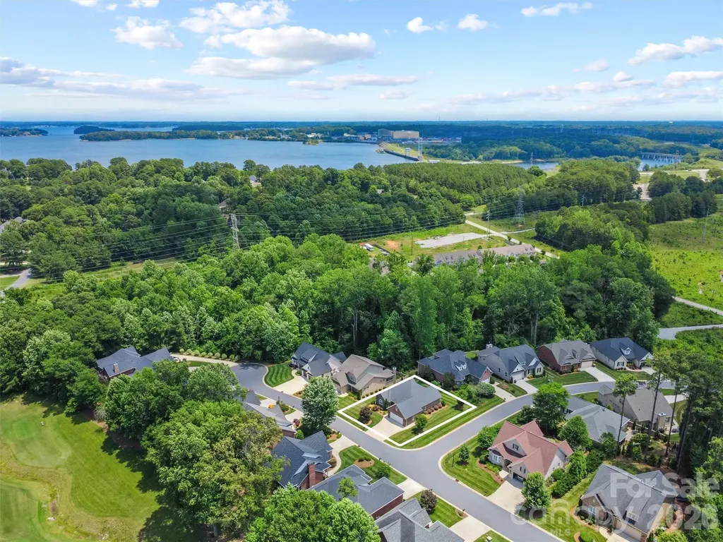 7882 Ballentrae Place Stanley NC 28164