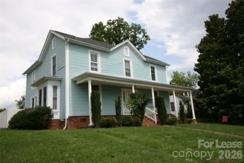 316 N Government Street Lincolnton NC 28092