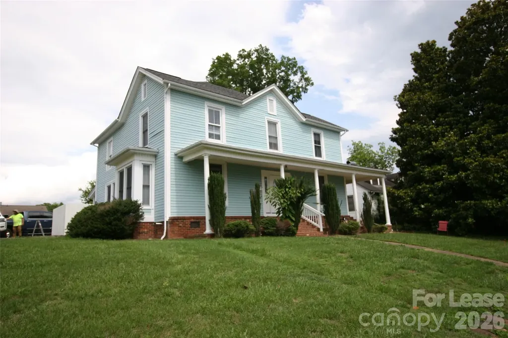 316 N Government Street Lincolnton NC 28092