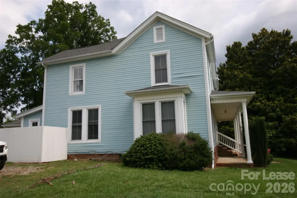 316 N Government Street Lincolnton NC 28092