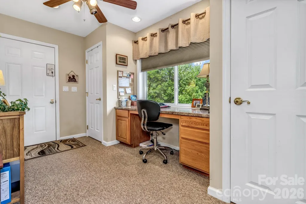 305 Majestic Mountain Drive Burnsville NC 28714