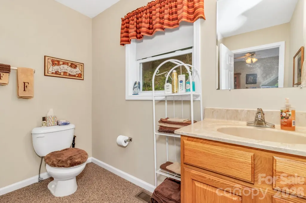 305 Majestic Mountain Drive Burnsville NC 28714