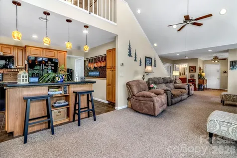 305 Majestic Mountain Drive Burnsville NC 28714