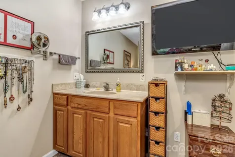 305 Majestic Mountain Drive Burnsville NC 28714