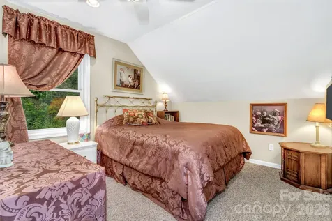 305 Majestic Mountain Drive Burnsville NC 28714