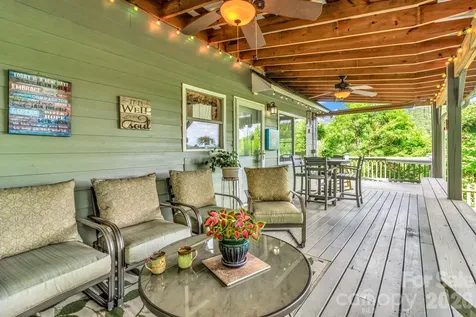 305 Majestic Mountain Drive Burnsville NC 28714