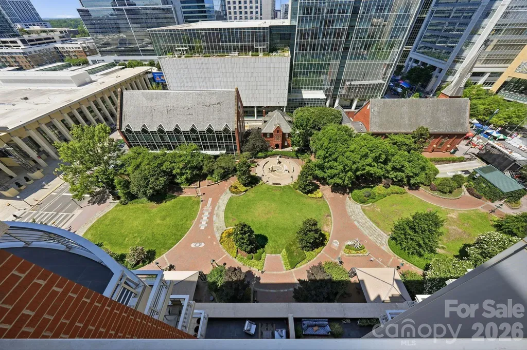 435 S Tryon Street Charlotte NC 28202