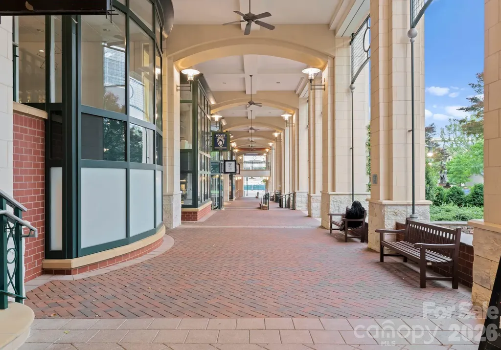 435 S Tryon Street Charlotte NC 28202