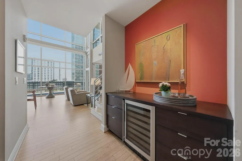 435 S Tryon Street Charlotte NC 28202
