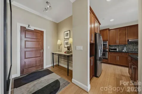 435 S Tryon Street Charlotte NC 28202