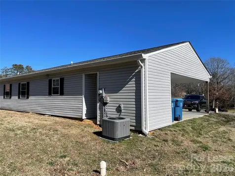 1122 28th Street SW Hickory NC 28602