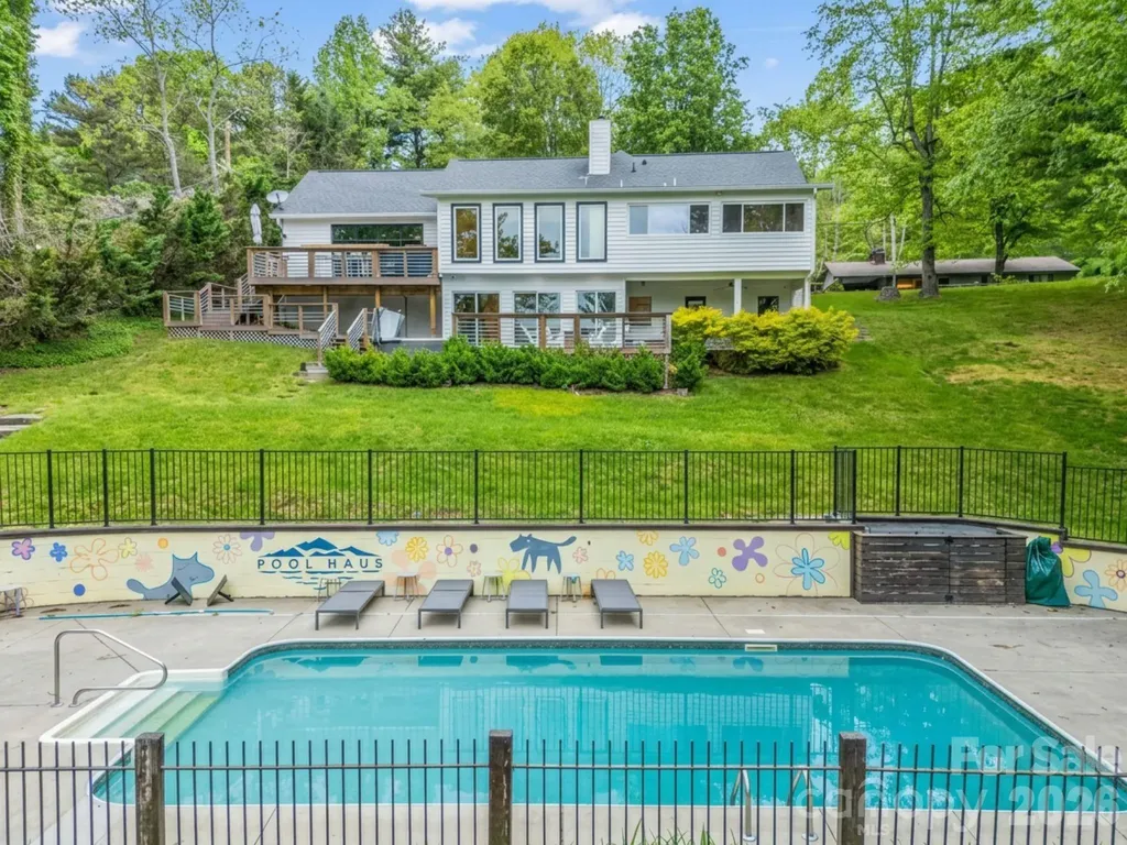 172 Amble Lane Fletcher NC 28732