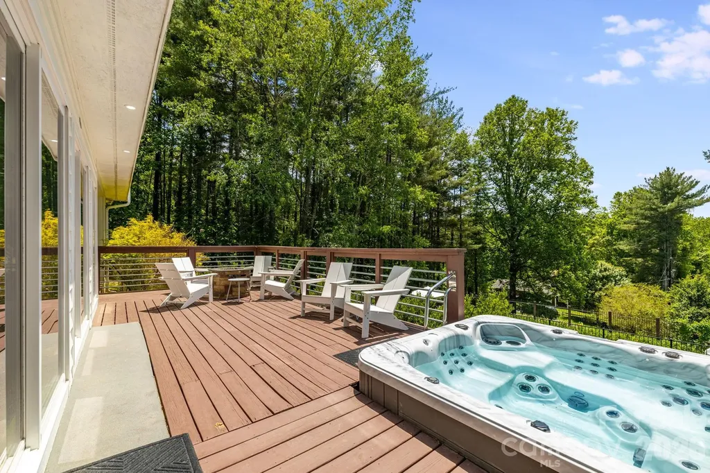 172 Amble Lane Fletcher NC 28732