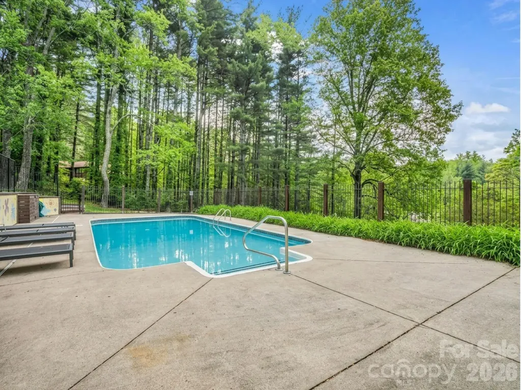 172 Amble Lane Fletcher NC 28732