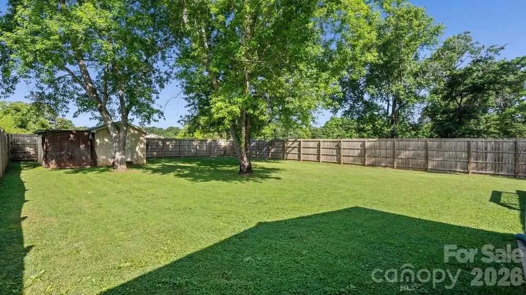 109 Globe Street Mount Holly NC 28120