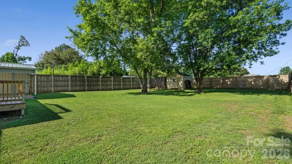 109 Globe Street Mount Holly NC 28120