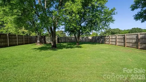 109 Globe Street Mount Holly NC 28120