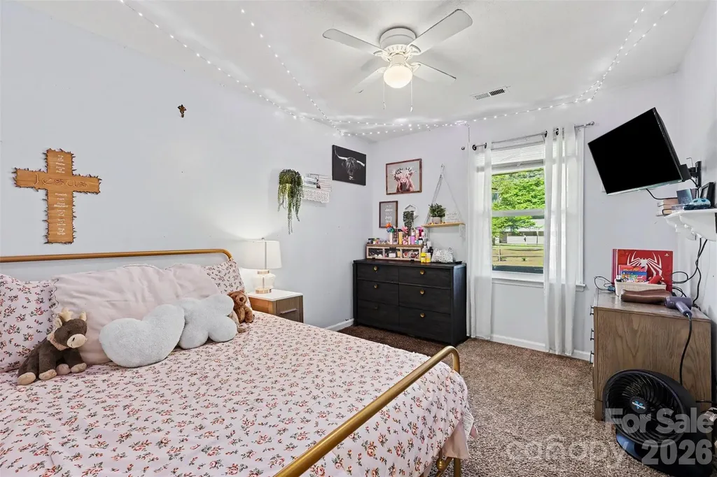 4744 Hickory Grove Road Mount Holly NC 28120