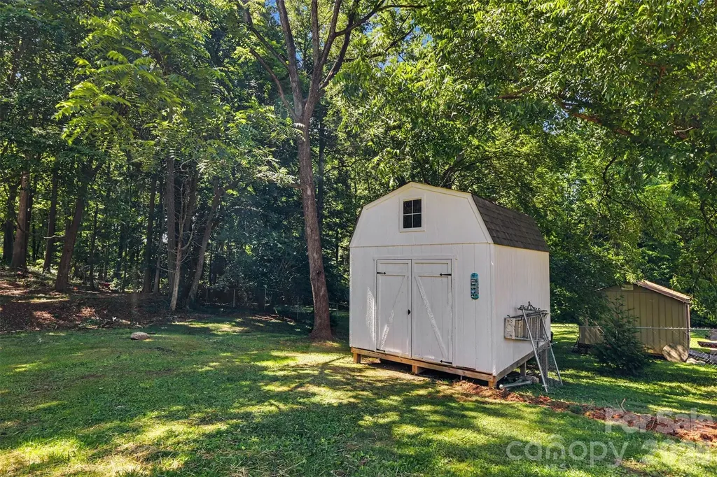 4744 Hickory Grove Road Mount Holly NC 28120