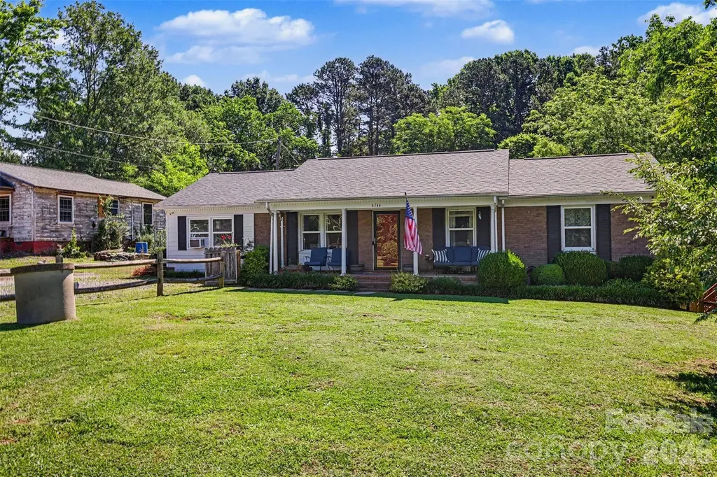 4744 Hickory Grove Road Mount Holly NC 28120