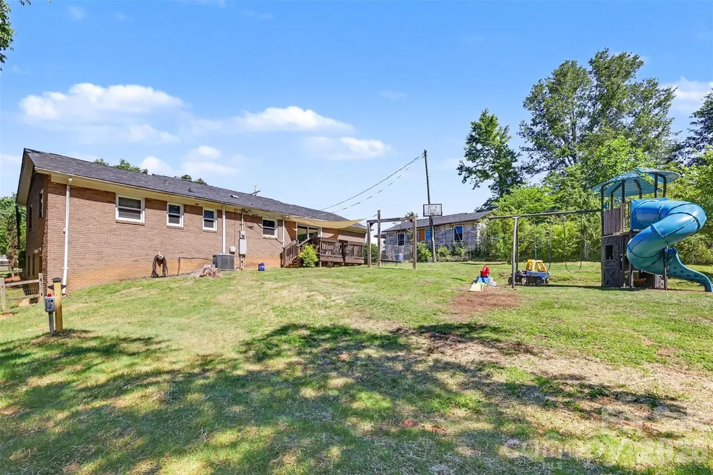 4744 Hickory Grove Road Mount Holly NC 28120