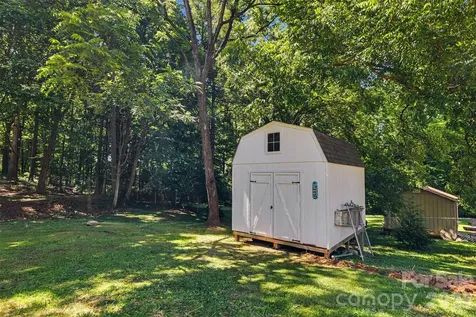 4744 Hickory Grove Road Mount Holly NC 28120