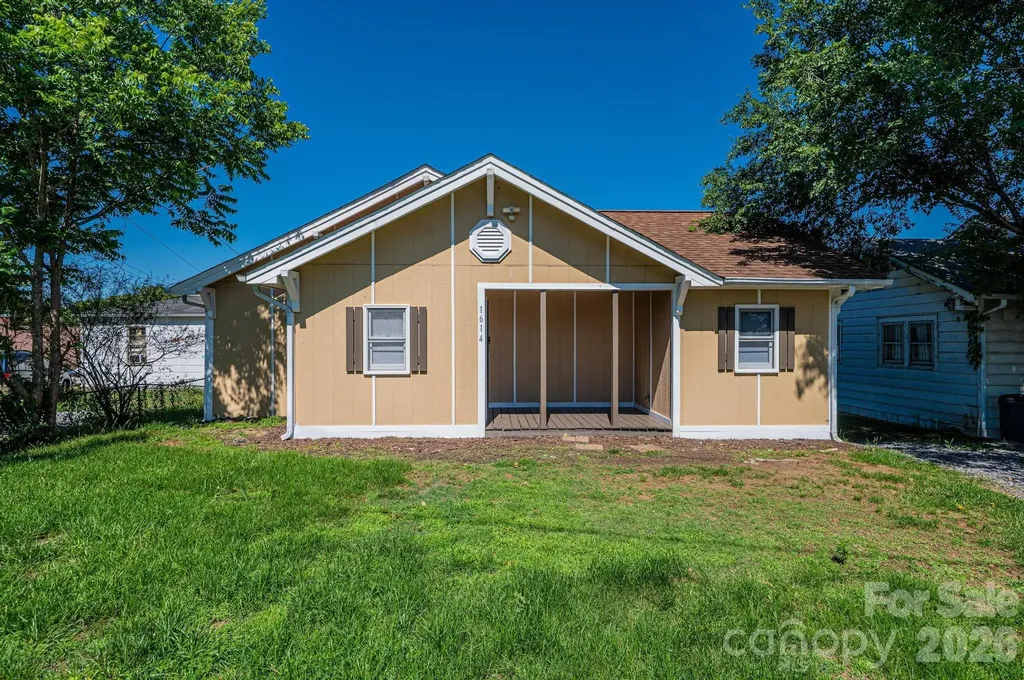 1614 College Avenue SW Lenoir NC 28645