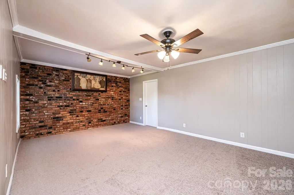 1614 College Avenue SW Lenoir NC 28645