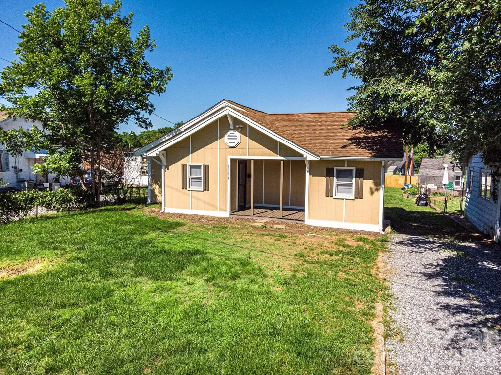 1614 College Avenue SW Lenoir NC 28645