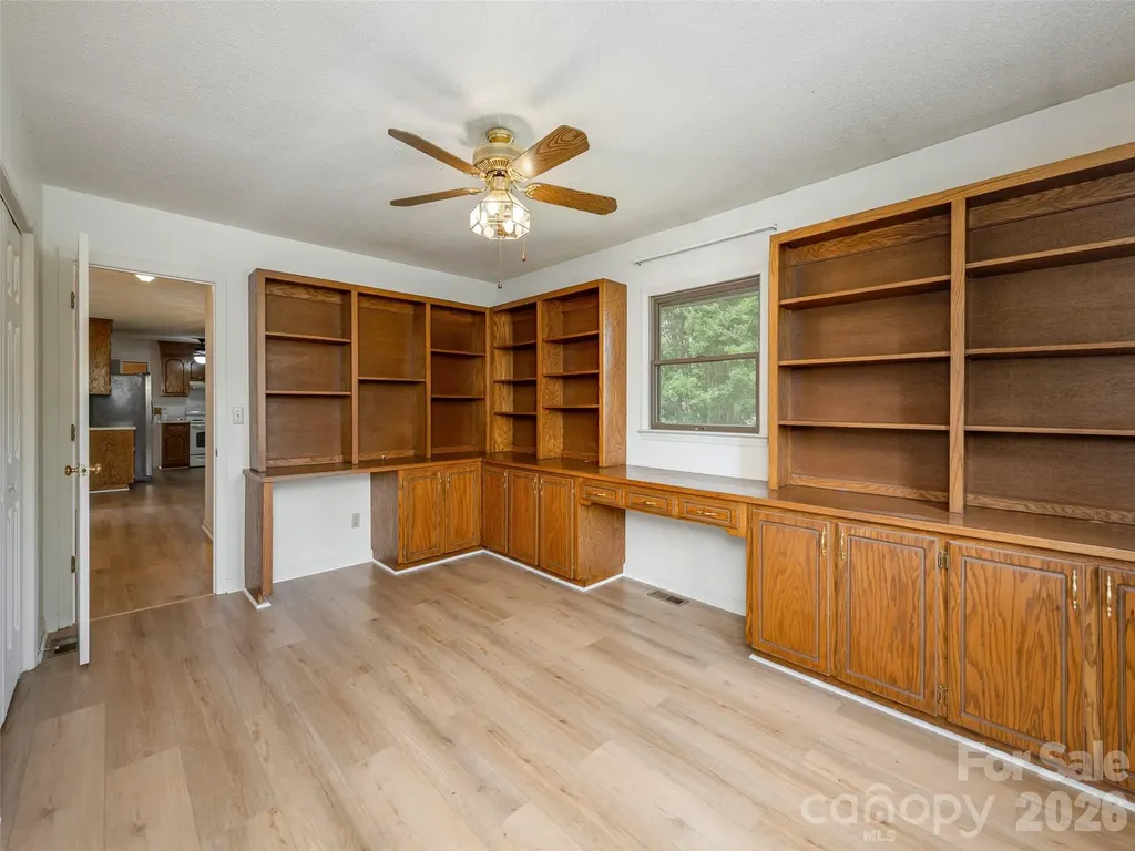 2 Bannerwood Drive Horse Shoe NC 28742