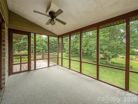 2 Bannerwood Drive Horse Shoe NC 28742