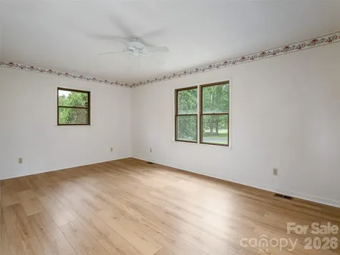 2 Bannerwood Drive Horse Shoe NC 28742