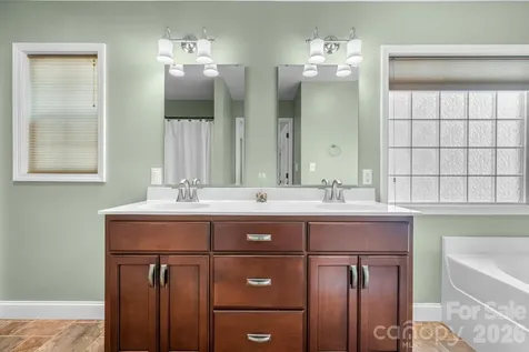 5326 Stonegate Farm Drive Granite Falls NC 28630