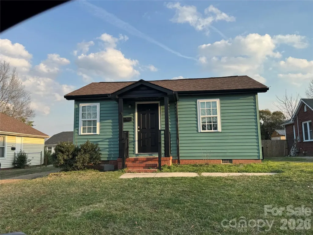 15 Brookwood Avenue NW Concord NC 28025
