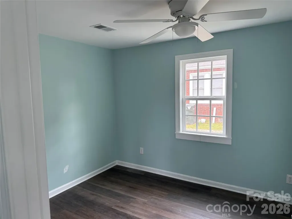 15 Brookwood Avenue NW Concord NC 28025