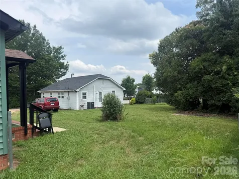 15 Brookwood Avenue NW Concord NC 28025