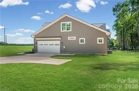 109 Frost Road Advance NC 27006