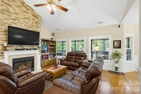 197 April Road Troutman NC 28166