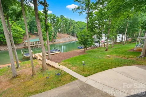197 April Road Troutman NC 28166