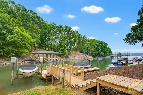 197 April Road Troutman NC 28166